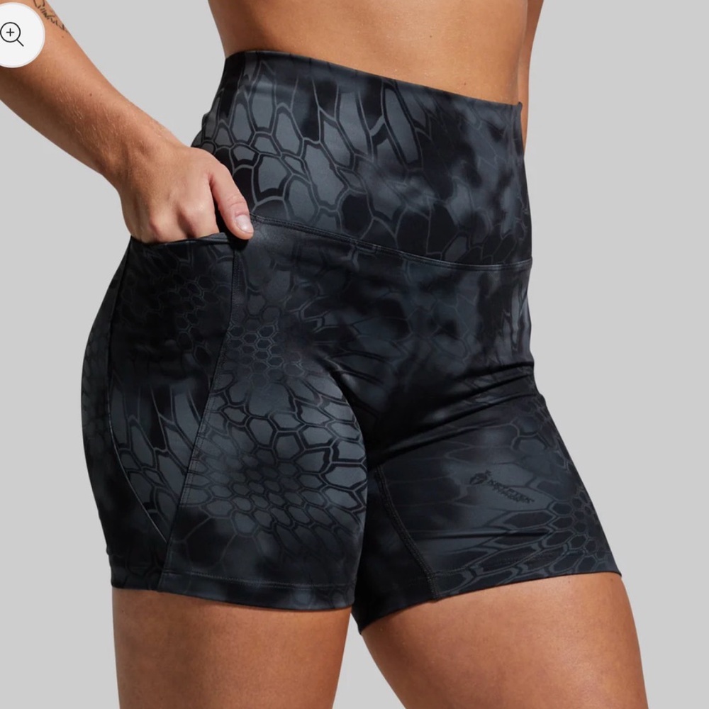 Born Primitive High-Waist Women’s  Eccentric Typhon Shorts